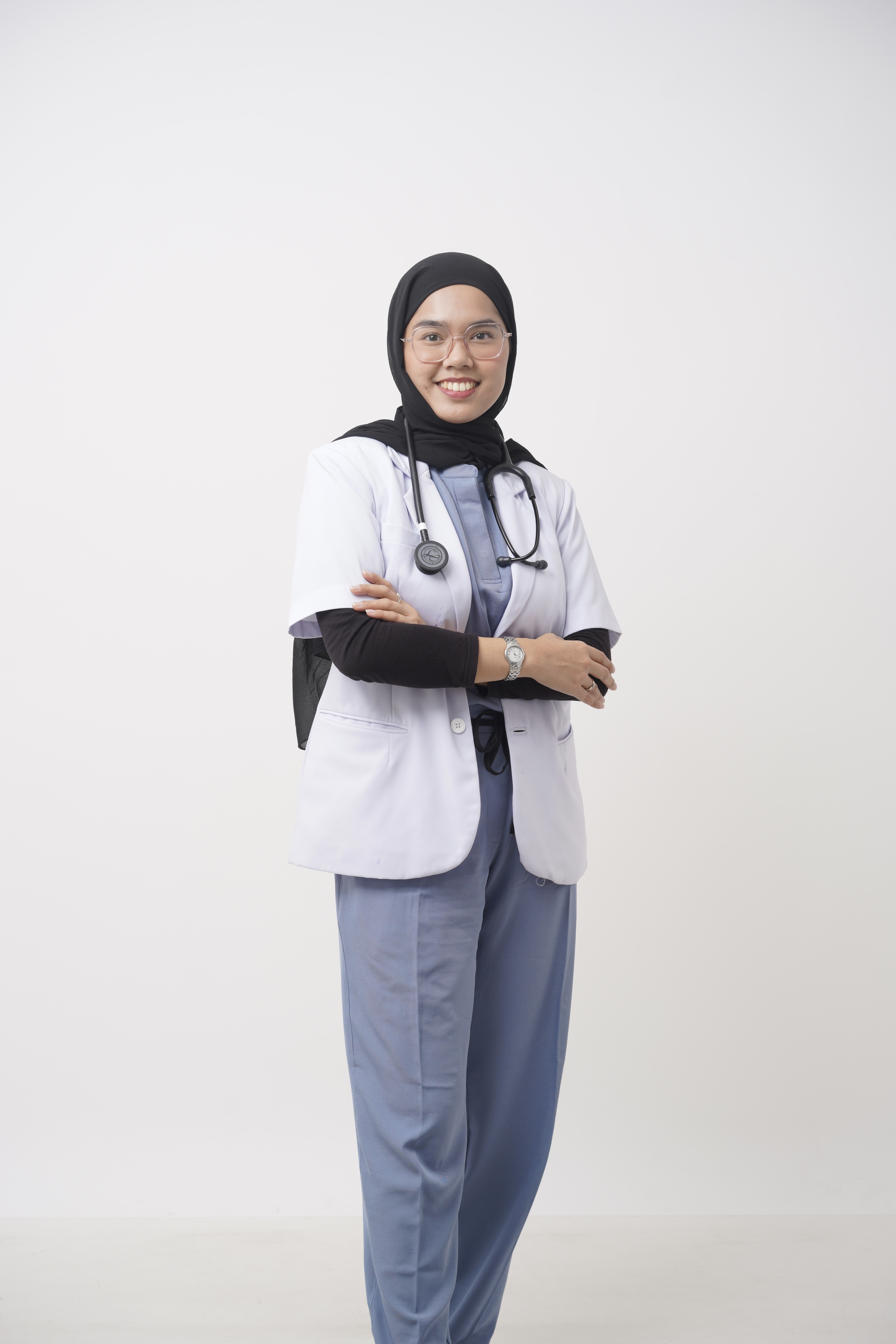 dr. Shavira Wadya P
